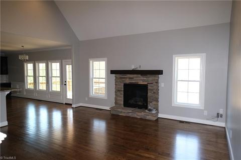 6856 Orchard Path Dr, Clemmons, NC 27012 photo 3