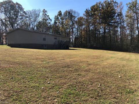200 Abbott Ln, Lowgap, NC 27024 photo 7