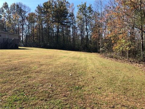 200 Abbott Ln, Lowgap, NC 27024 photo 9