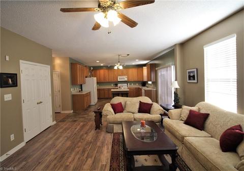 1128 Hampton Park Dr, High Point, NC 27265 photo 13