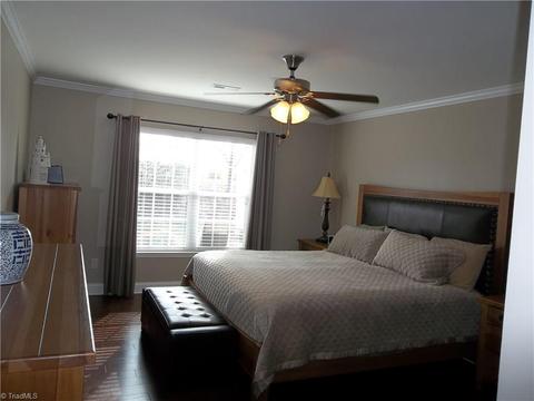 643 Chas Ct, High Point, NC 27265 photo 12