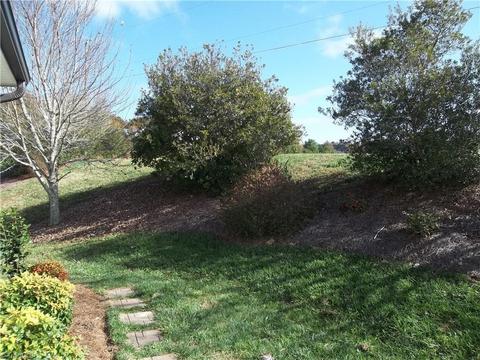 643 Chas Ct, High Point, NC 27265 photo 15