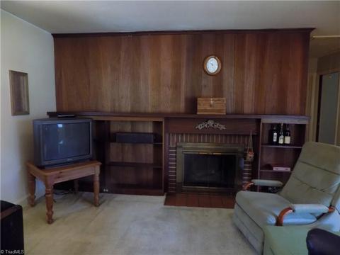 3413 Pine Valley Rd, High Point, NC 27265 photo 9