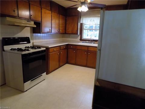 3413 Pine Valley Rd, High Point, NC 27265 photo 13
