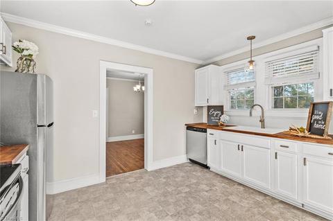 312 E Meadow Rd, Eden, NC 27288 photo 5