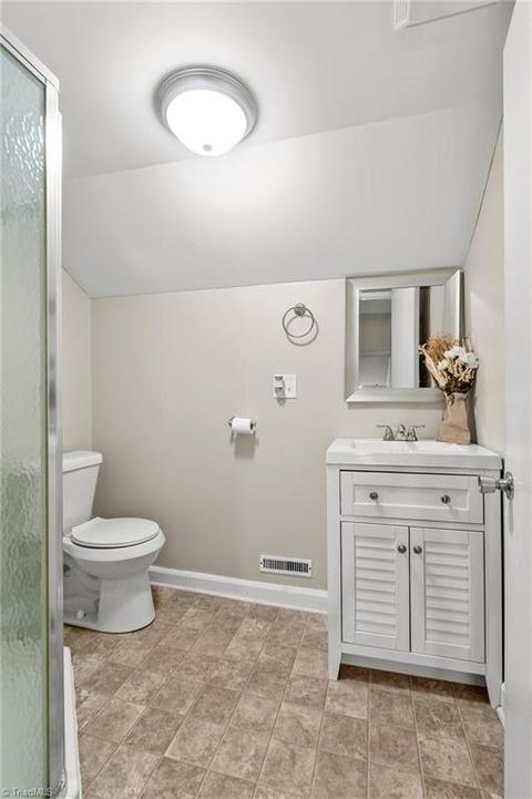 312 E Meadow Rd, Eden, NC 27288 photo 19