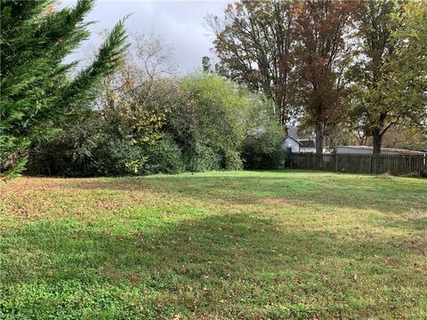 170 N Bingham St, Denton, NC 27239 photo 6