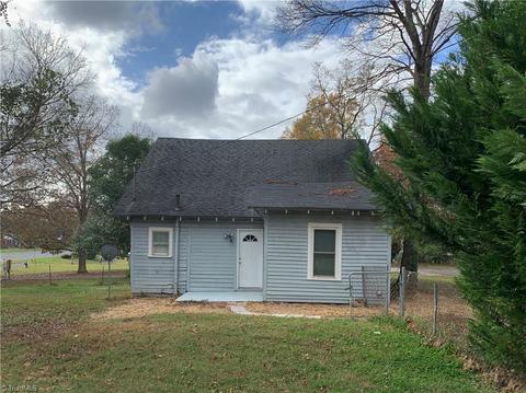 170 N Bingham St, Denton, NC 27239 photo 4