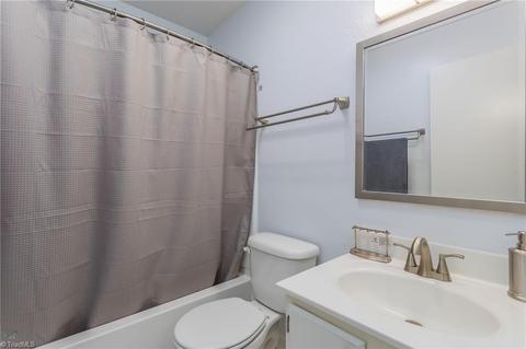 2219 Shadow Valley Rd #D, High Point, NC 27265 photo 18