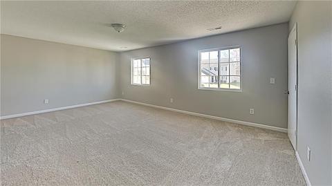 1827 Chatfield Dr, High Point, NC 27260 photo 9