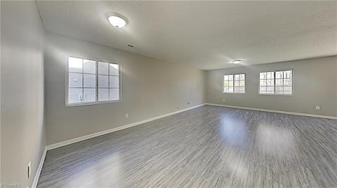 1827 Chatfield Dr, High Point, NC 27260 photo 3