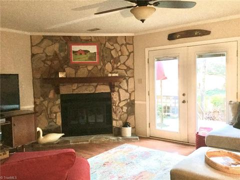 3841 Johnson St #E, High Point, NC 27265 photo 10