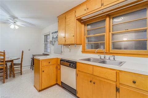 4125 Mock Rd, High Point, NC 27265 photo 9