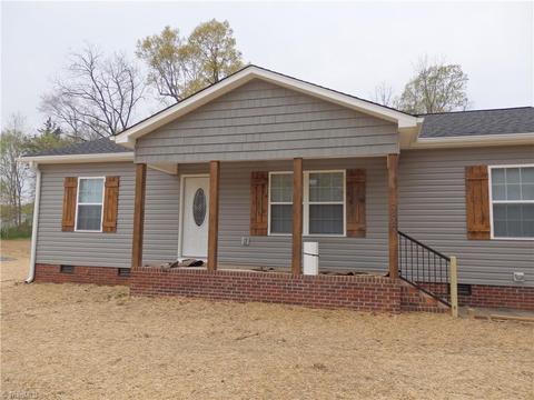 333 Garner St, Denton, NC 27239 photo 1