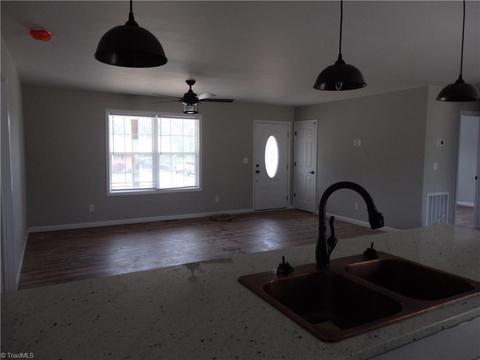 333 Garner St, Denton, NC 27239 photo 9