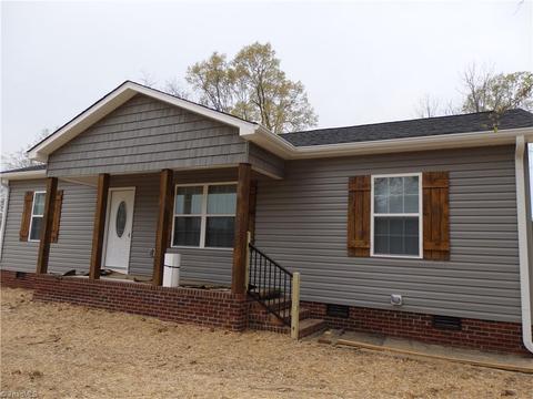 333 Garner St, Denton, NC 27239 photo 2