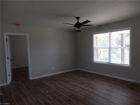 333 Garner St, Denton, NC 27239 photo 4