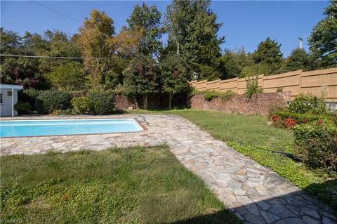 995 Nottingham Rd, High Point, NC 27262 photo 25