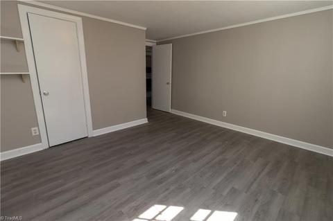 995 Nottingham Rd, High Point, NC 27262 photo 18