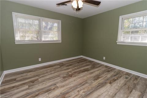 995 Nottingham Rd, High Point, NC 27262 photo 14