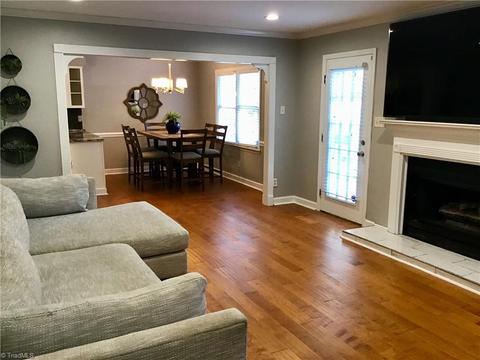 924 Shamrock Rd, High Point, NC 27265 photo 6