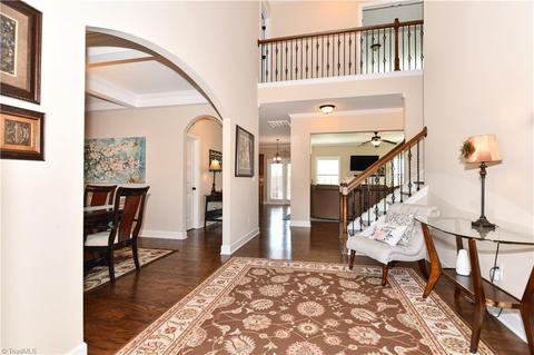 2366 Hammock Dr, High Point, NC 27265 photo 4