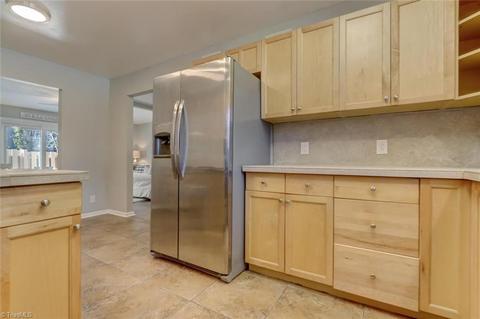 2219 Shadow Valley Rd #E, High Point, NC 27265 photo 11