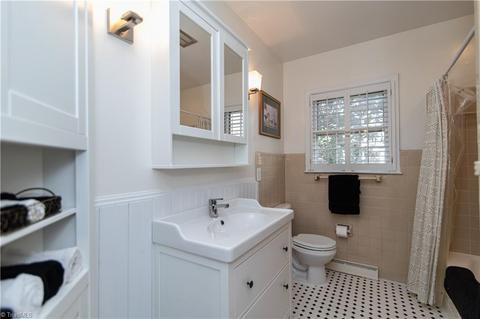 807 Sunset Dr, High Point, NC 27262 photo 7