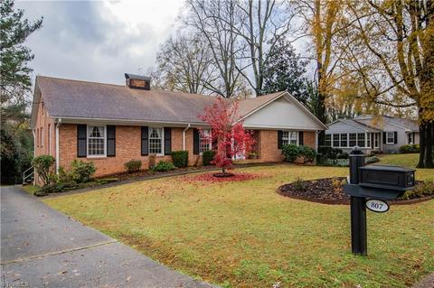 807 Sunset Dr, High Point, NC 27262 photo 1