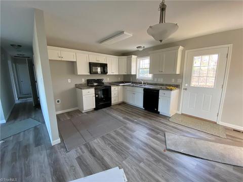 5119 Elmwood St, Trinity, NC 27370 photo 2