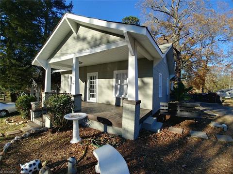 608 Everett Ln, High Point, NC 27262 photo 4