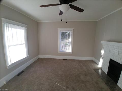 608 Everett Ln, High Point, NC 27262 photo 18