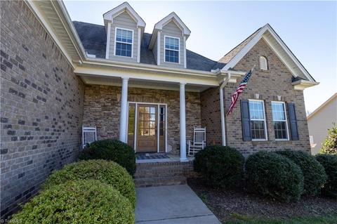 8420 Cripplegate Trce, Browns Summit, NC 27214 photo 2