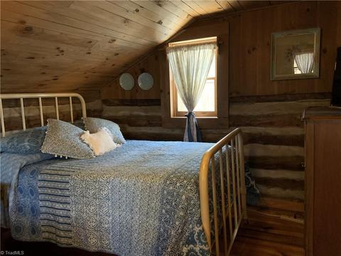 146 Howards Way, Dobson, NC 27017 photo 18