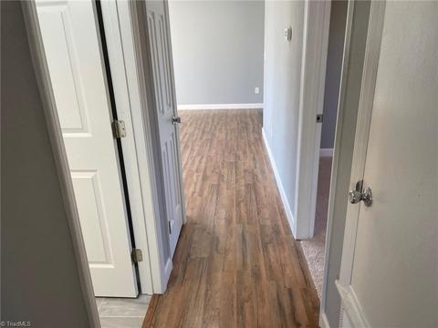 508 Pendleton Ct, High Point, NC 27260 photo 6