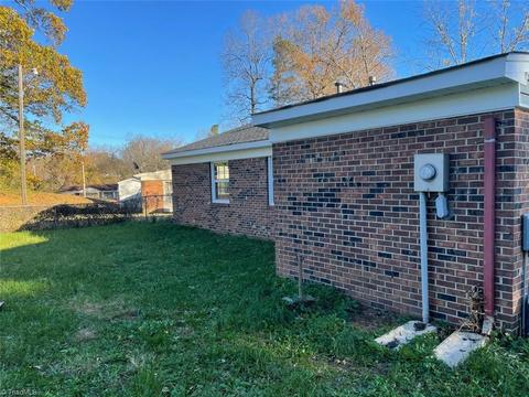 508 Pendleton Ct, High Point, NC 27260 photo 16