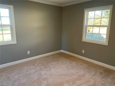 508 Pendleton Ct, High Point, NC 27260 photo 11