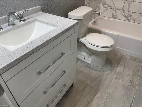 508 Pendleton Ct, High Point, NC 27260 photo 7