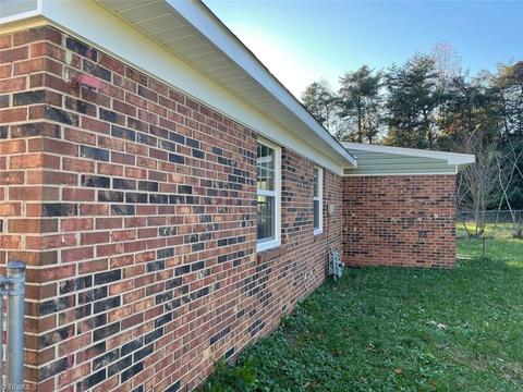 508 Pendleton Ct, High Point, NC 27260 photo 17