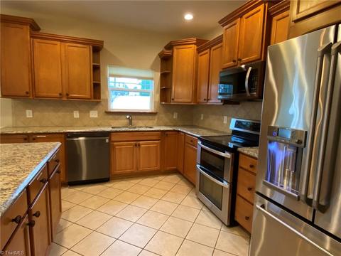 2668 Lamplight Cir, High Point, NC 27265 photo 24
