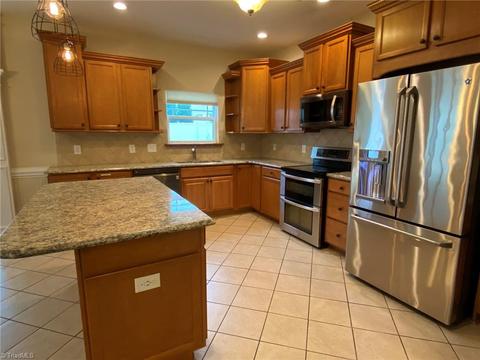 2668 Lamplight Cir, High Point, NC 27265 photo 22