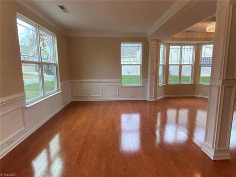 2668 Lamplight Cir, High Point, NC 27265 photo 4