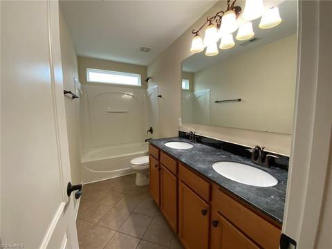 2668 Lamplight Cir, High Point, NC 27265 photo 38
