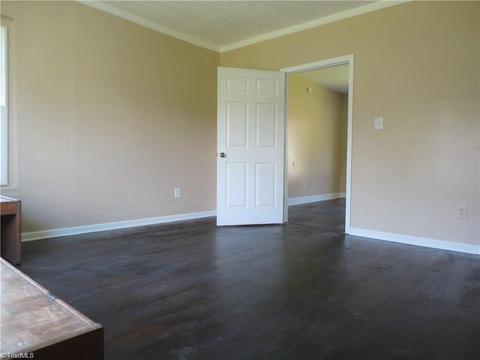 307 Cherry St, Eden, NC 27288 photo 19