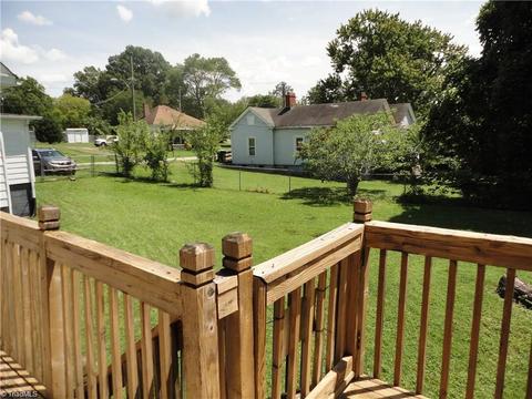 307 Cherry St, Eden, NC 27288 photo 22