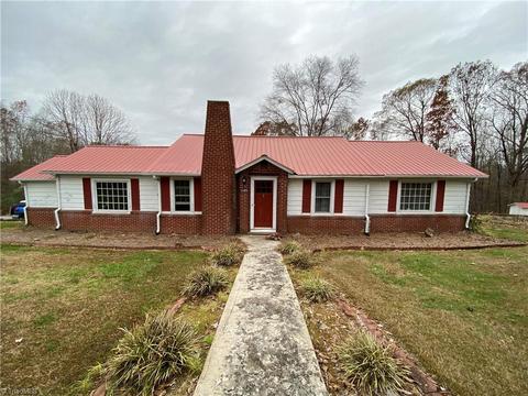 1125 Garner Rd, Denton, NC 27239 photo 1