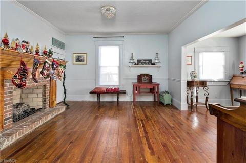 803 Carrick St, High Point, NC 27262 photo 8