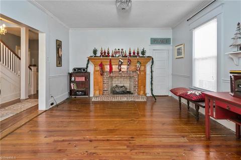 803 Carrick St, High Point, NC 27262 photo 9