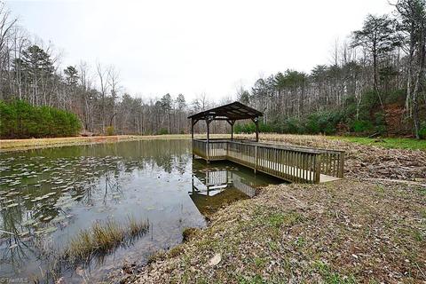 405 Matthews Rd, Pilot Mountain, NC 27041 photo 30