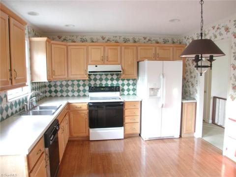 3060 High Cliffs Rd, Pfafftown, NC 27040 photo 6
